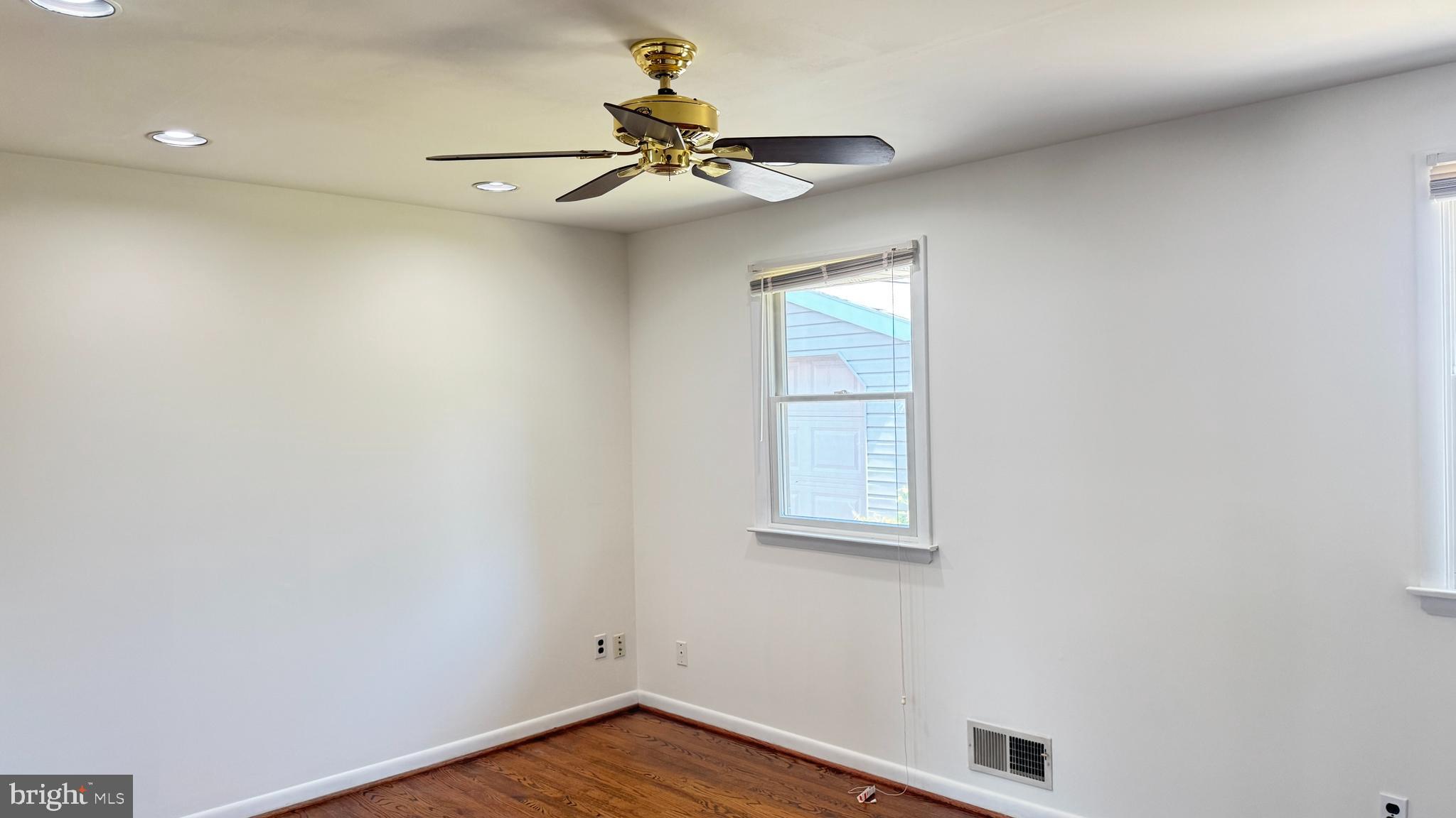 PERRY PLACE - Residential