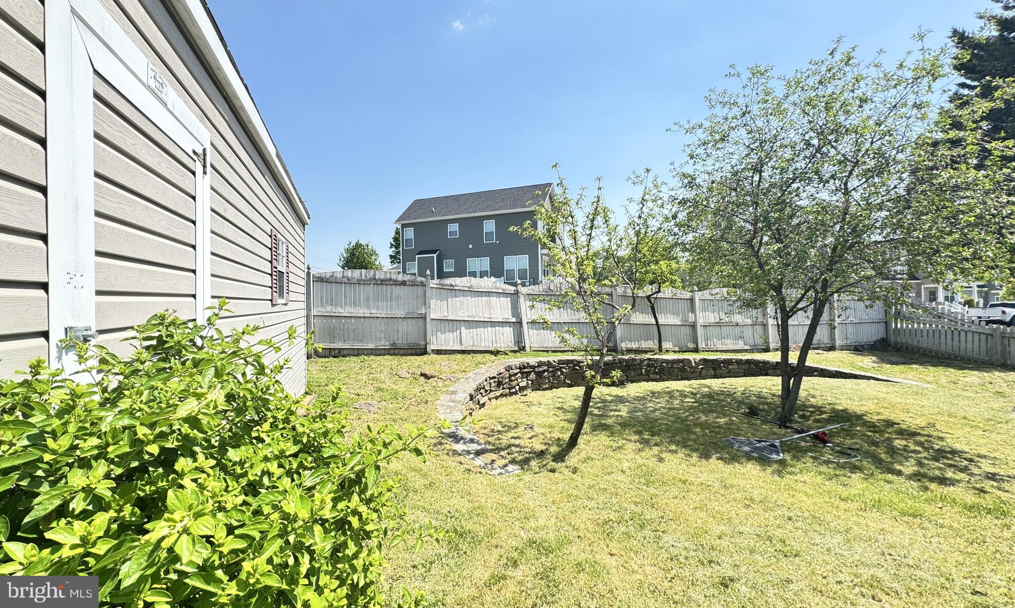 PERRY PLACE - Residential