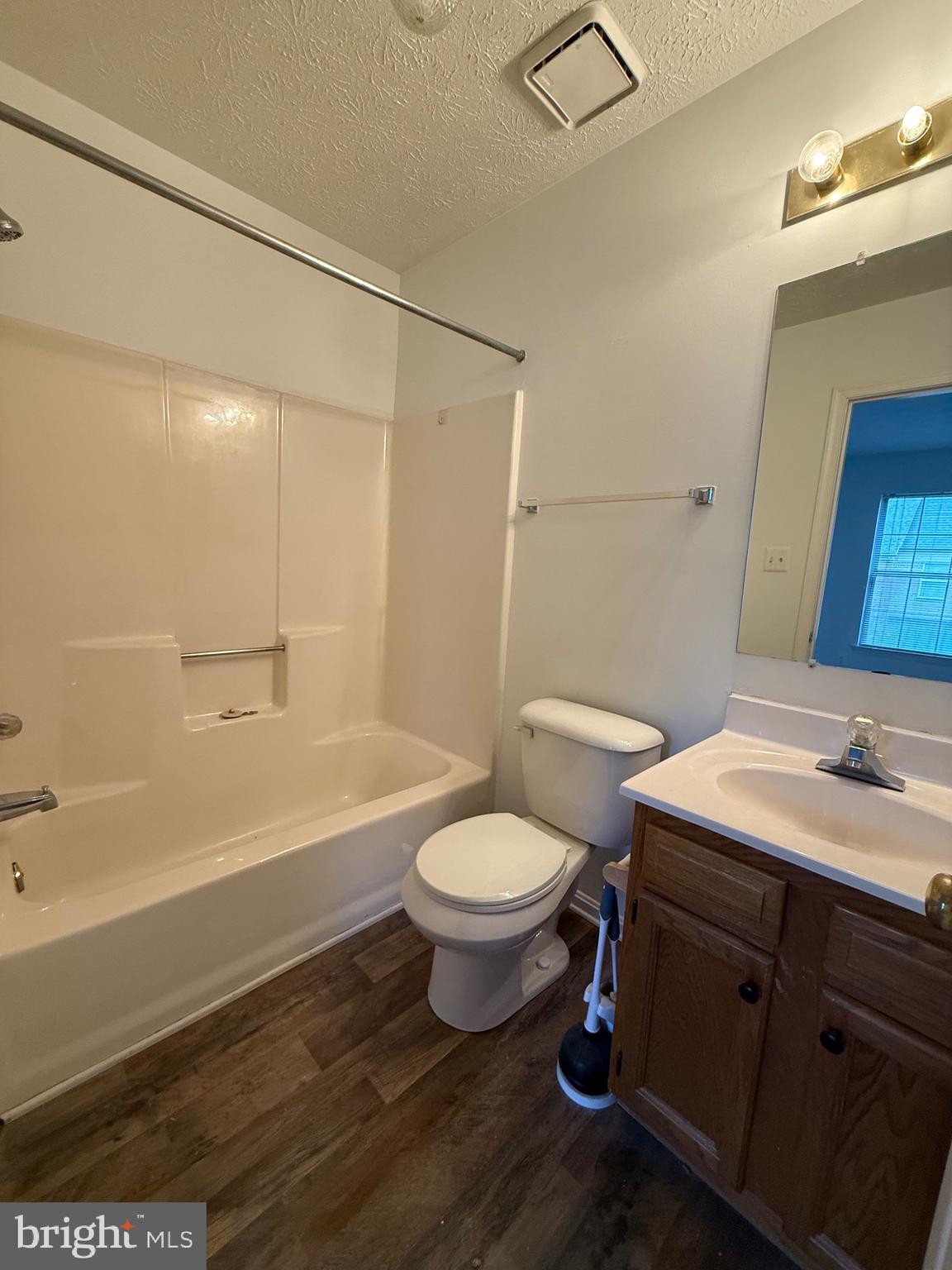 CHATHAM LANDING - Residential Lease