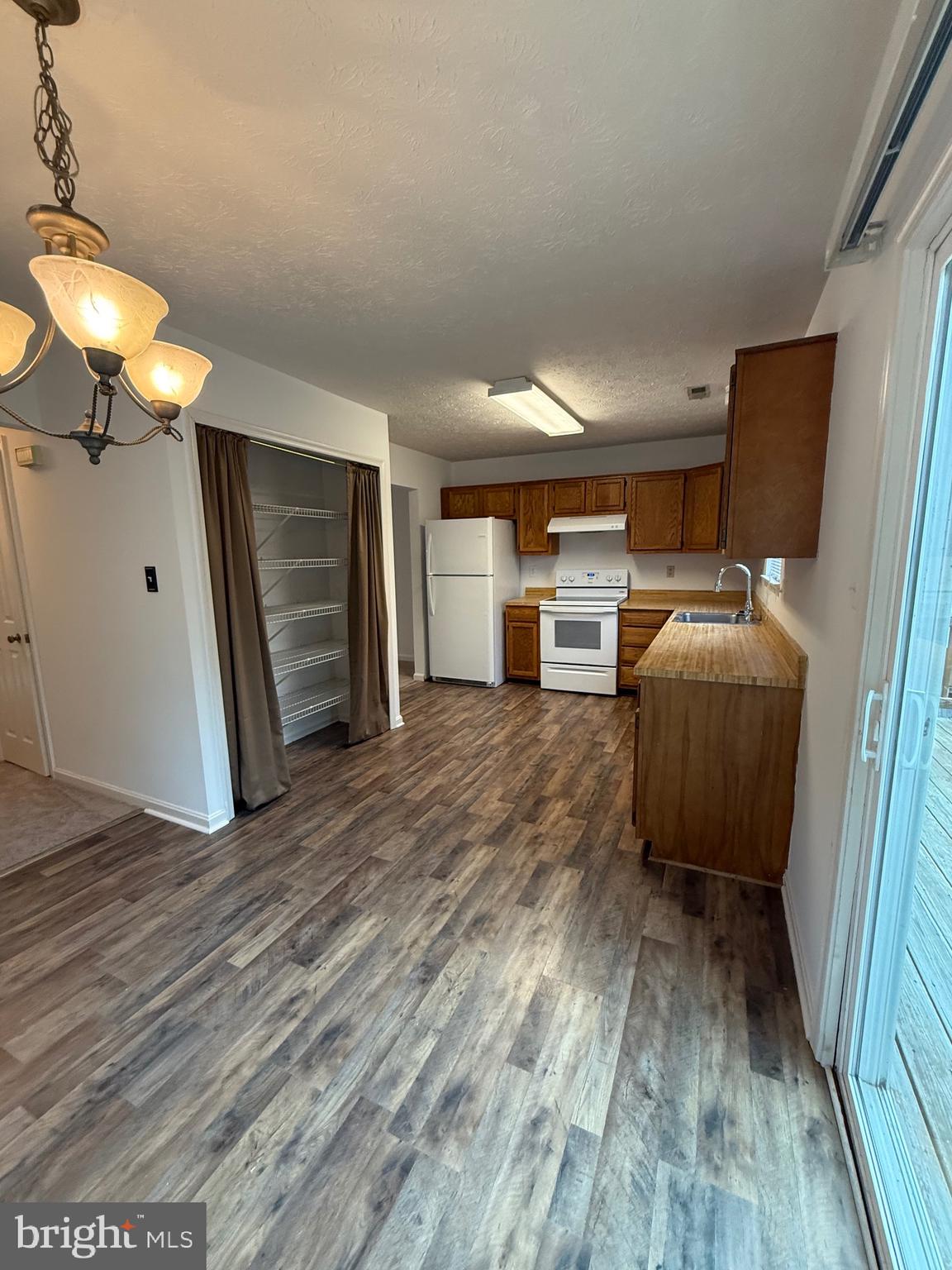 CHATHAM LANDING - Residential Lease