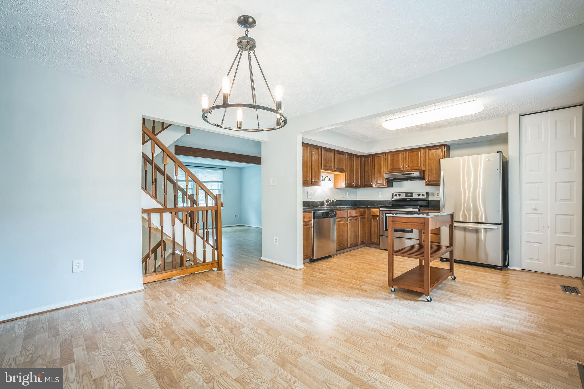 FLINT HILL MANOR - Residential Lease