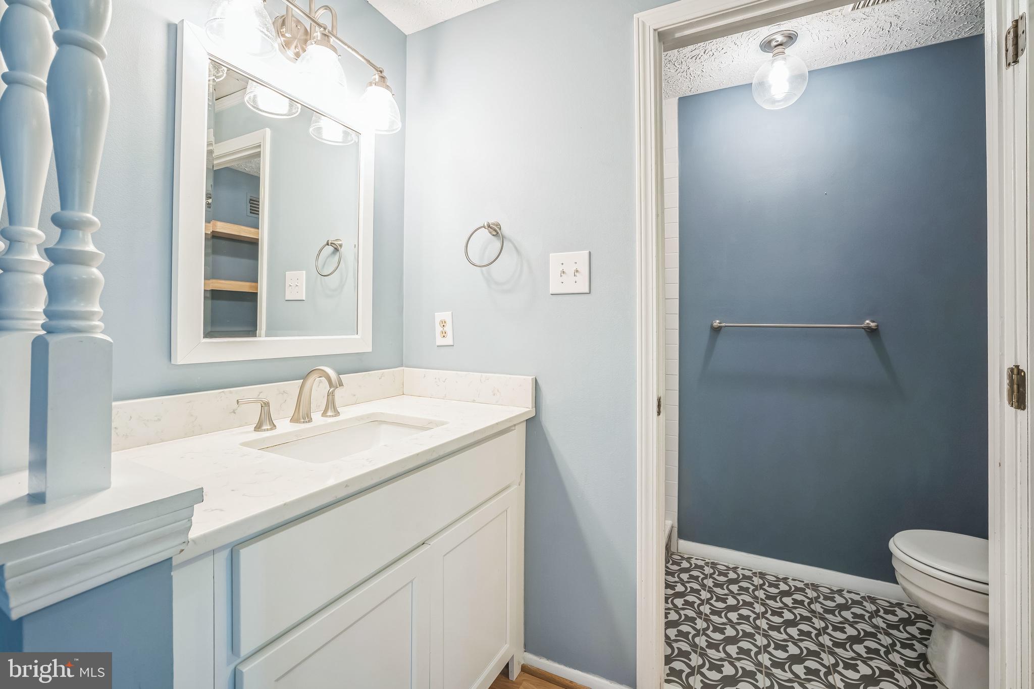 FLINT HILL MANOR - Residential Lease