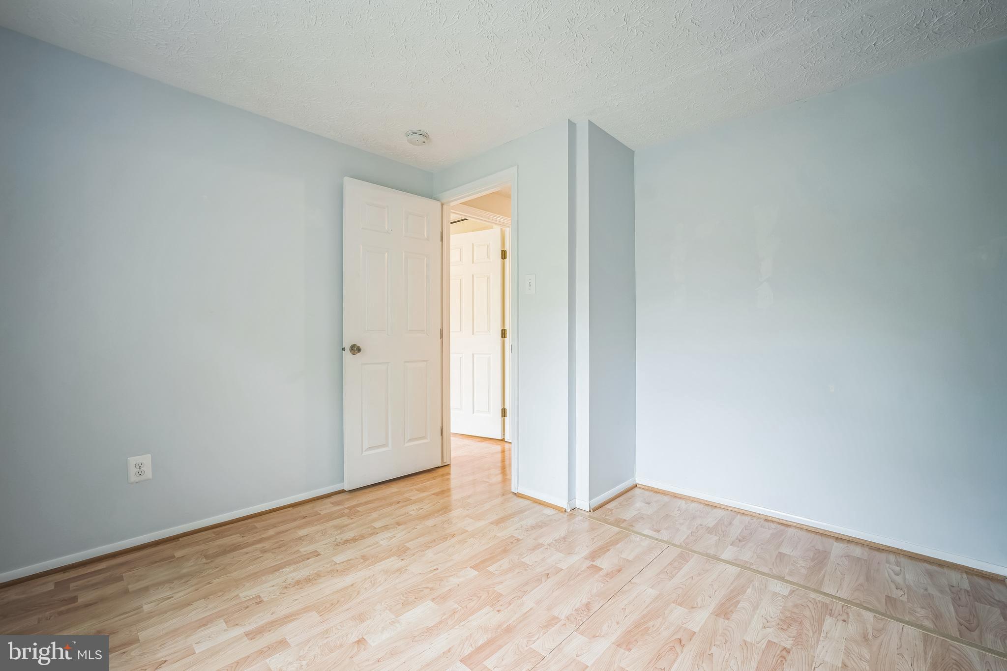 FLINT HILL MANOR - Residential Lease