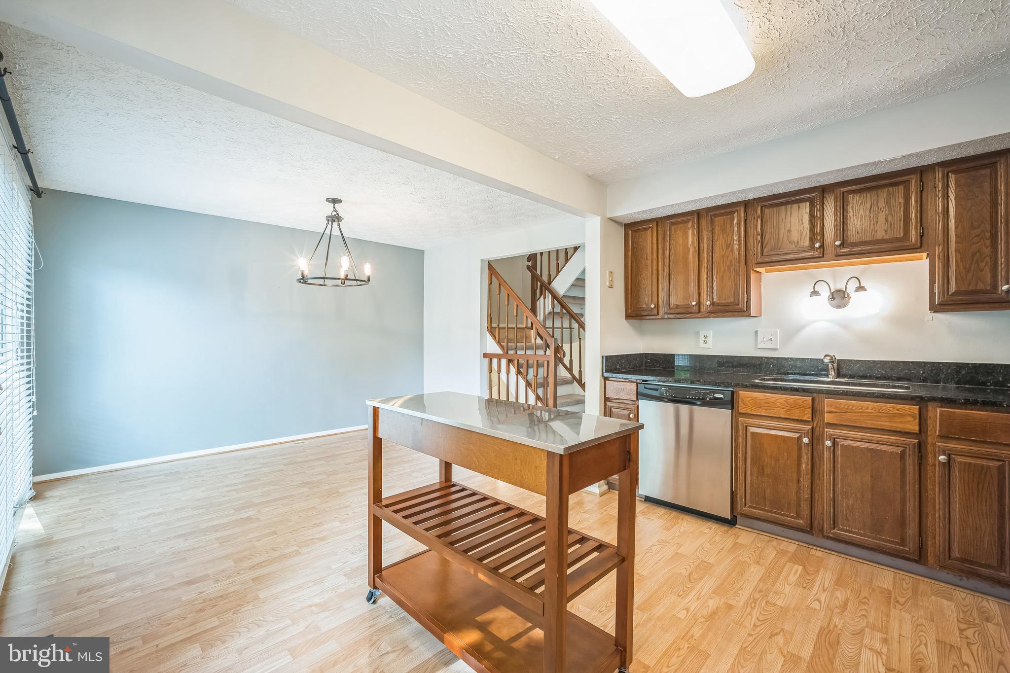 FLINT HILL MANOR - Residential Lease