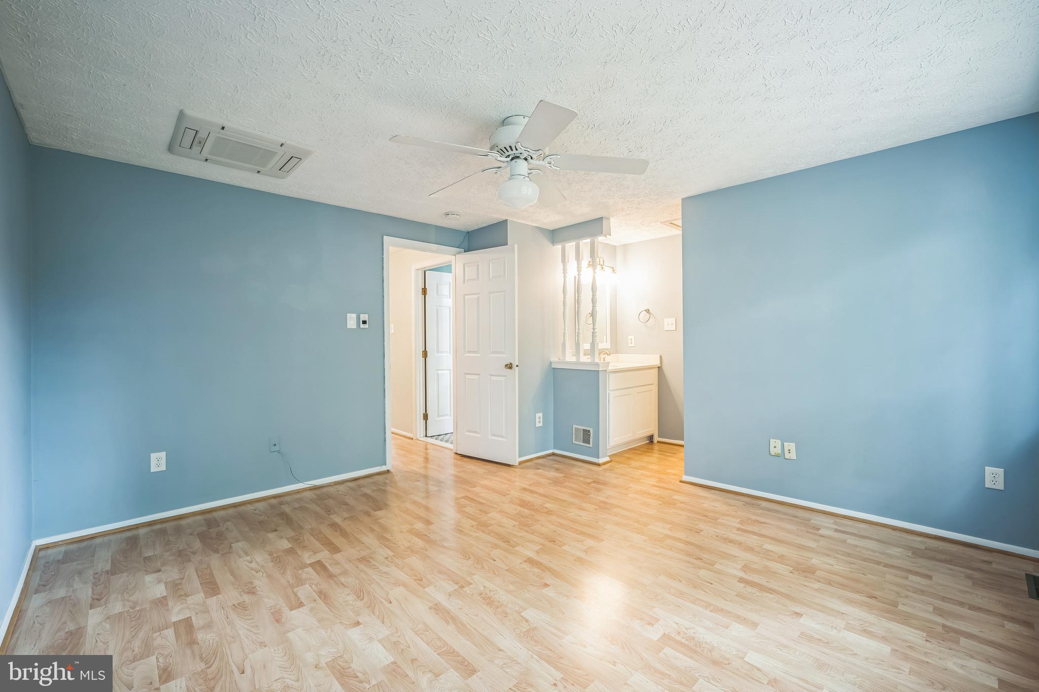 FLINT HILL MANOR - Residential Lease