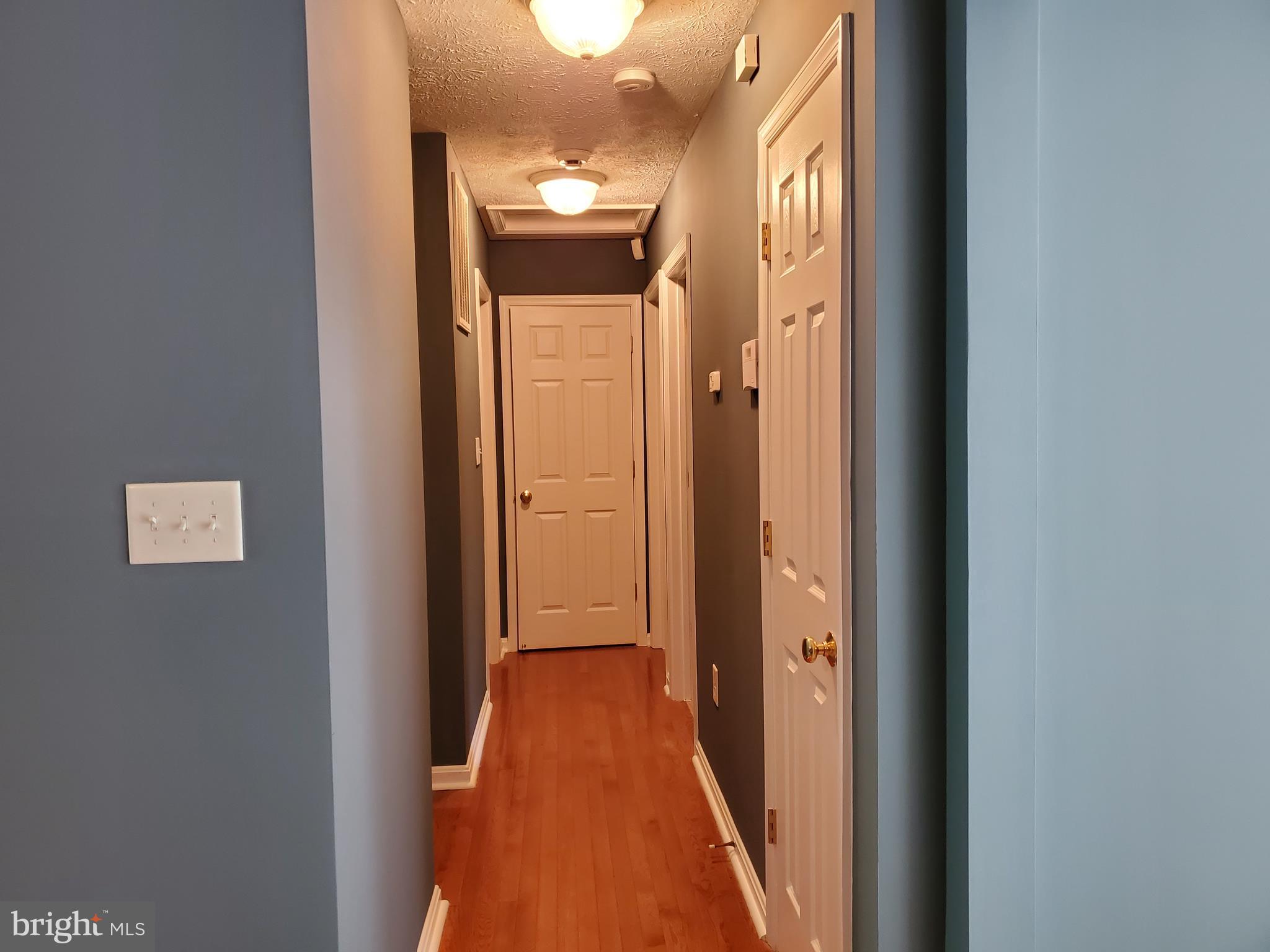 LAKE LAND OR - Residential