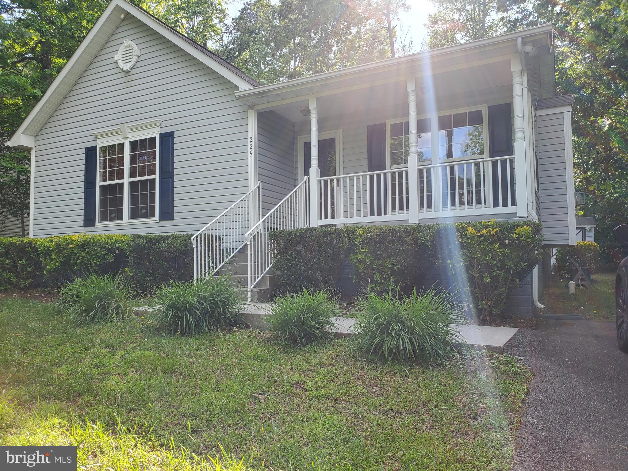 LAKE LAND OR - Residential