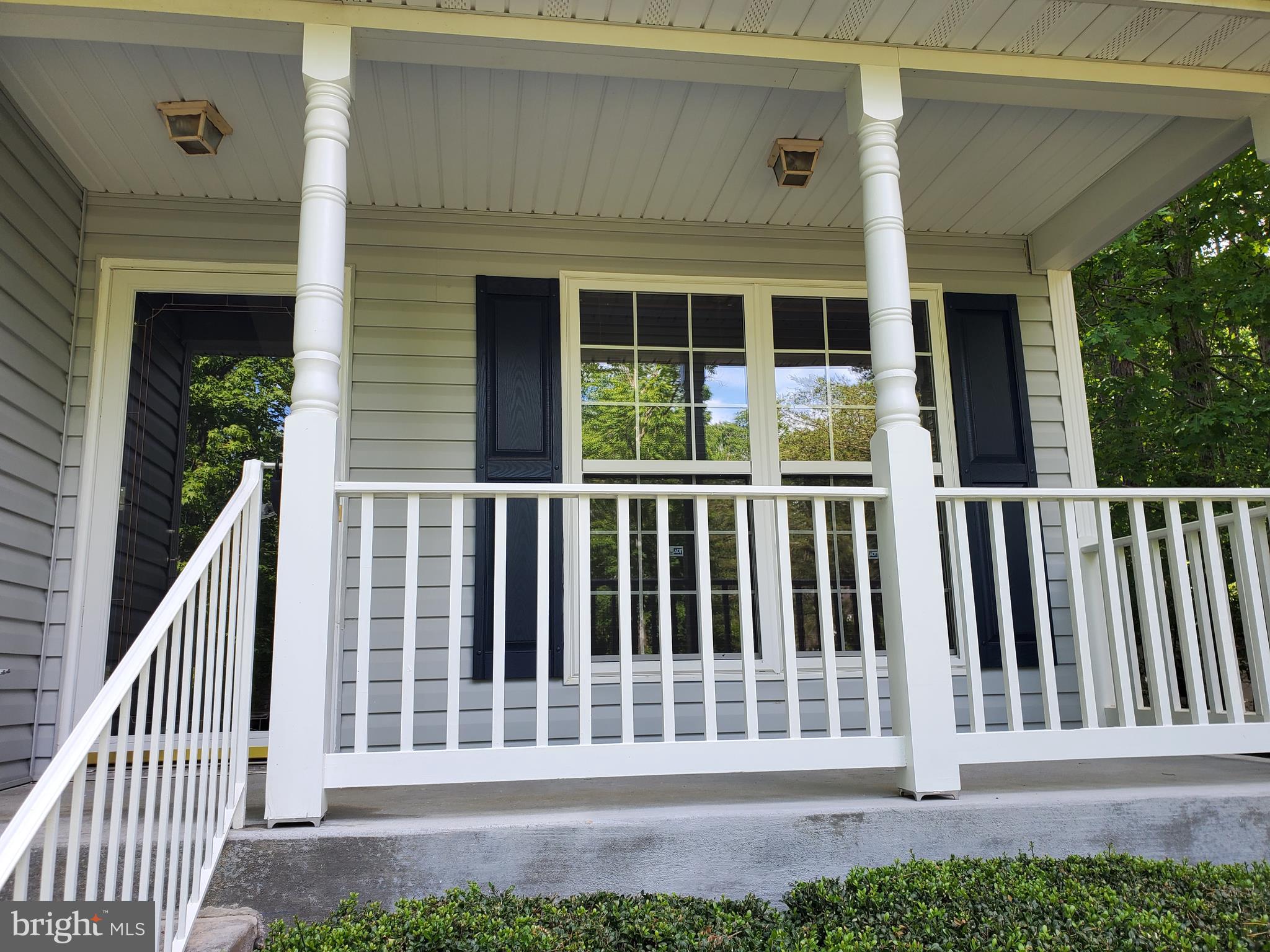 LAKE LAND OR - Residential