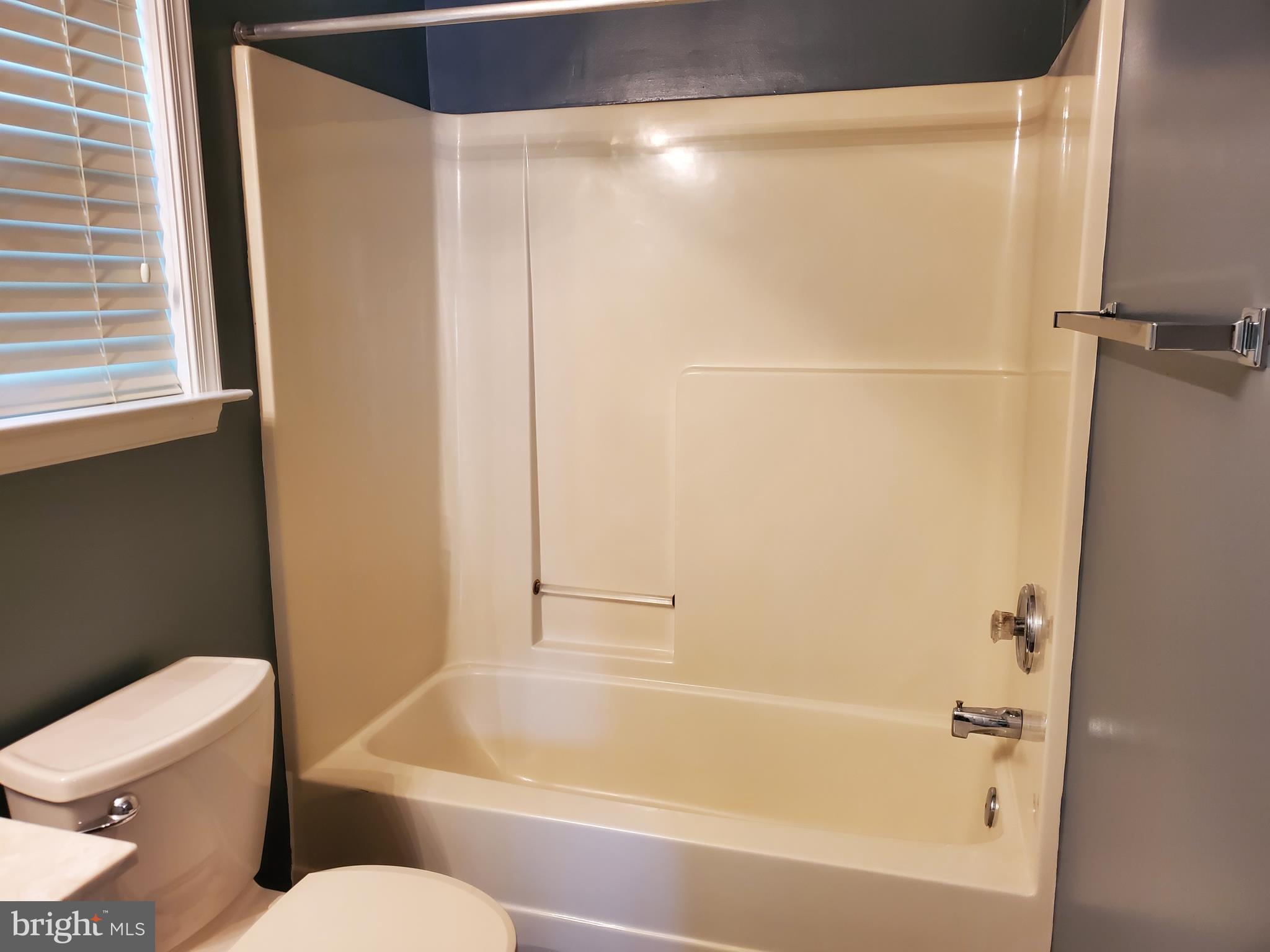 LAKE LAND OR - Residential