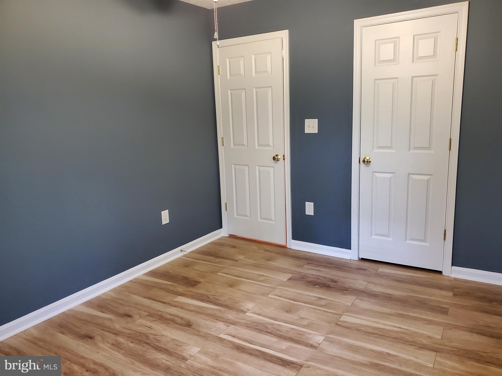 LAKE LAND OR - Residential