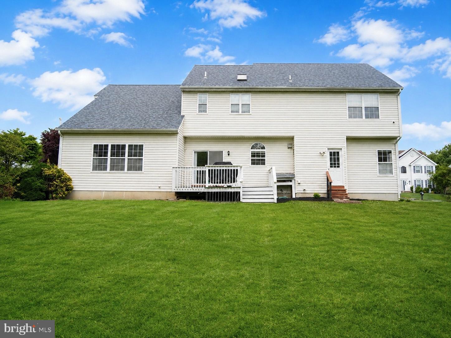 23 RIVA RIDGE LANE
