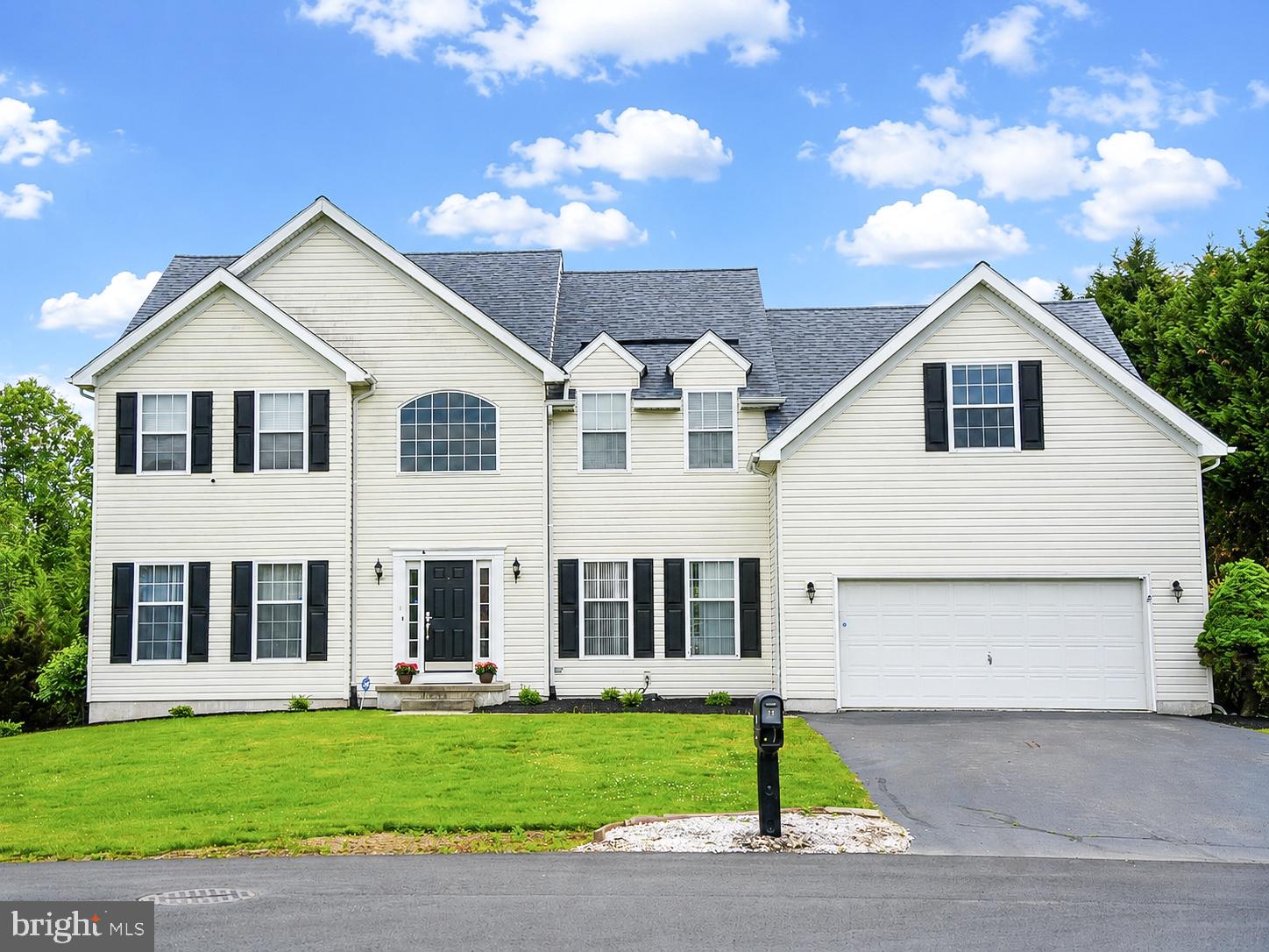 23 RIVA RIDGE LANE