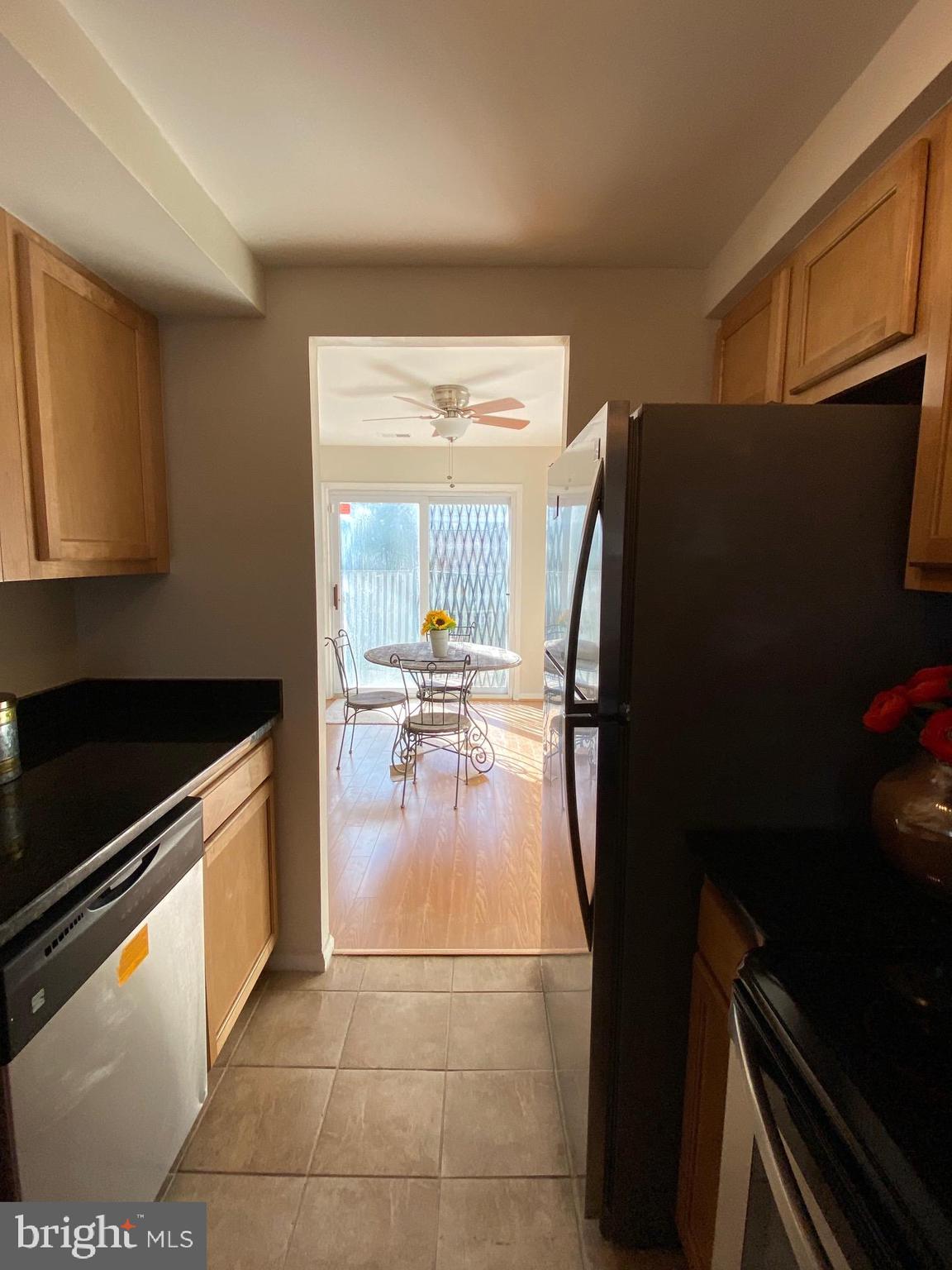 HILLCREST TOWNE - Residential