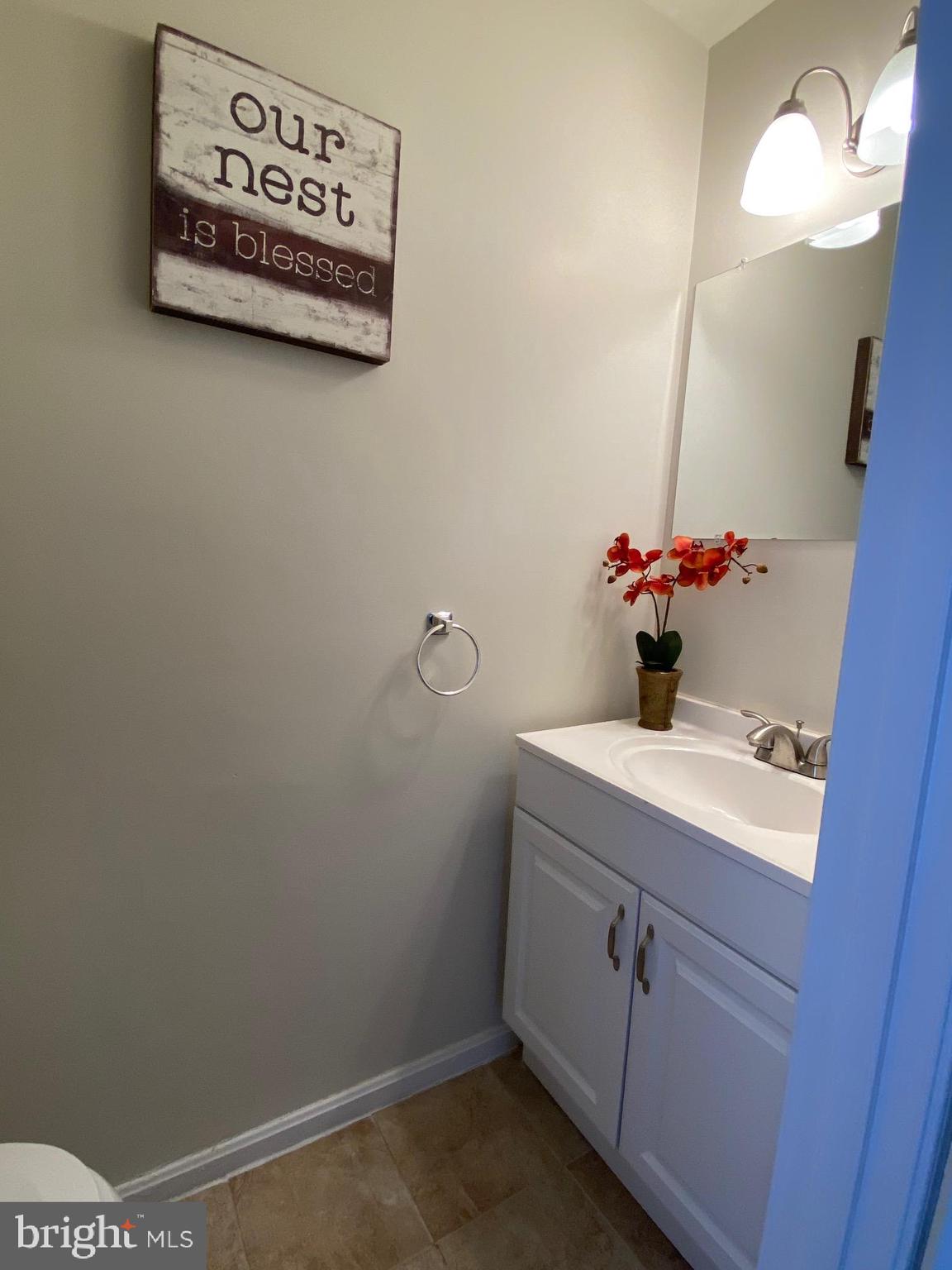 HILLCREST TOWNE - Residential