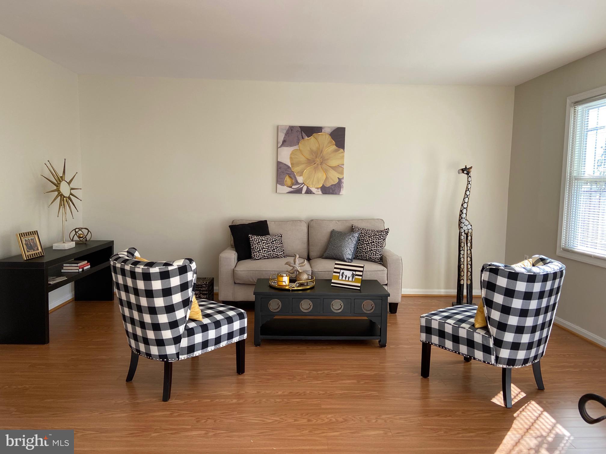 HILLCREST TOWNE - Residential