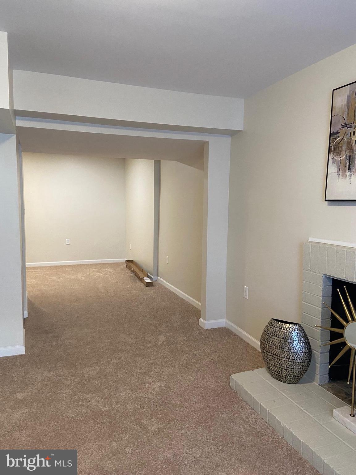 HILLCREST TOWNE - Residential