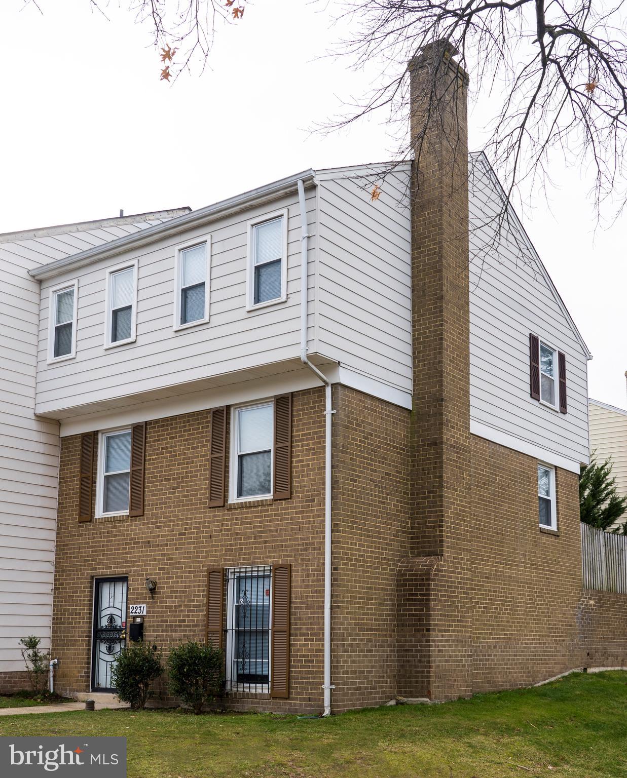 HILLCREST TOWNE - Residential