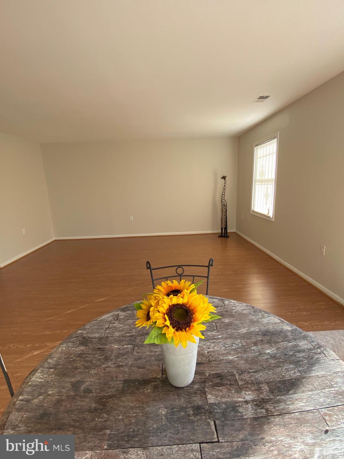 HILLCREST TOWNE - Residential