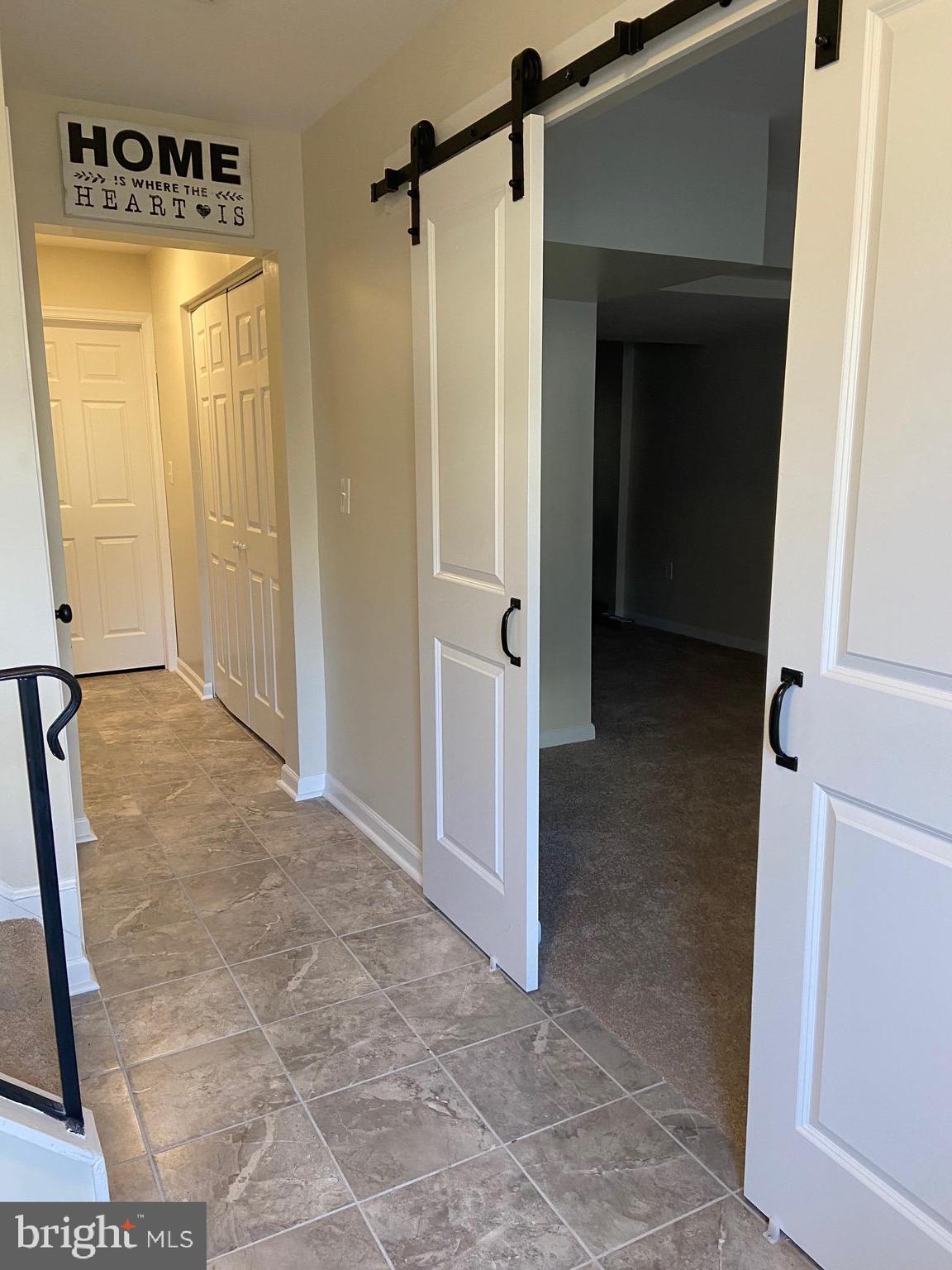 HILLCREST TOWNE - Residential