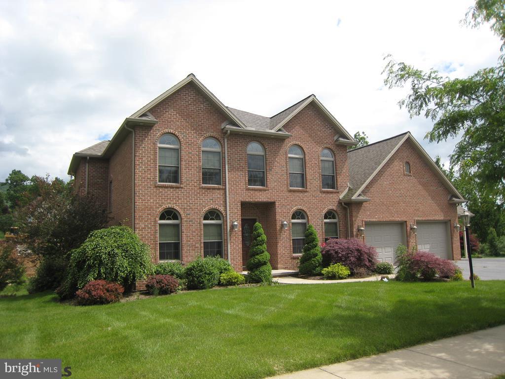 Quality custom built home in beautiful Stearns Crossing. 2-Story entry foyer with open views to dining room and study, leading to open eat-in kitchen, adjacent to family room which leads to deck. First floor bedroom with full bath could easily be used as an office. . You will find on first floor, mud room off of garage, entry and walk-in pantry off of kitchen. Four bedrooms, three full baths and laundry room complete the second floor. Full walk-out lower level with rec room, half bath, bedroom/den, storage and utility rooms. Close to downtown State College, Penn State Campus, shopping and parks.