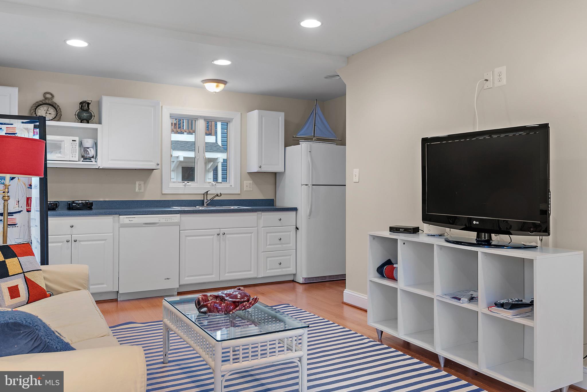 EASTPORT - Residential