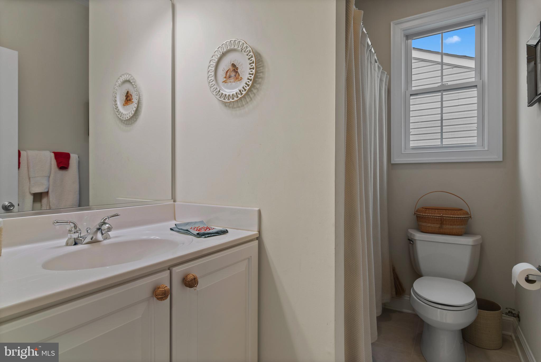 EASTPORT - Residential