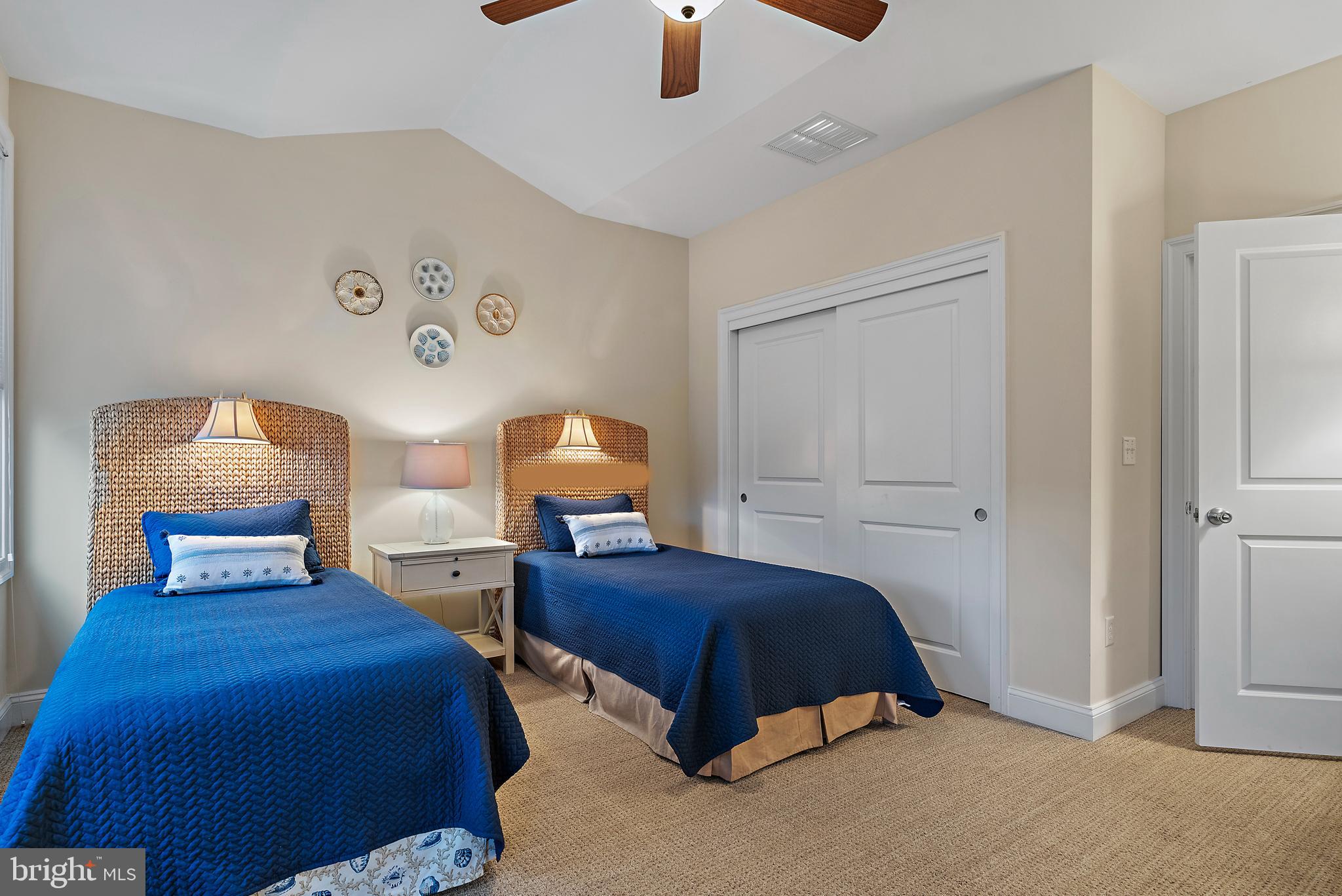 EASTPORT - Residential