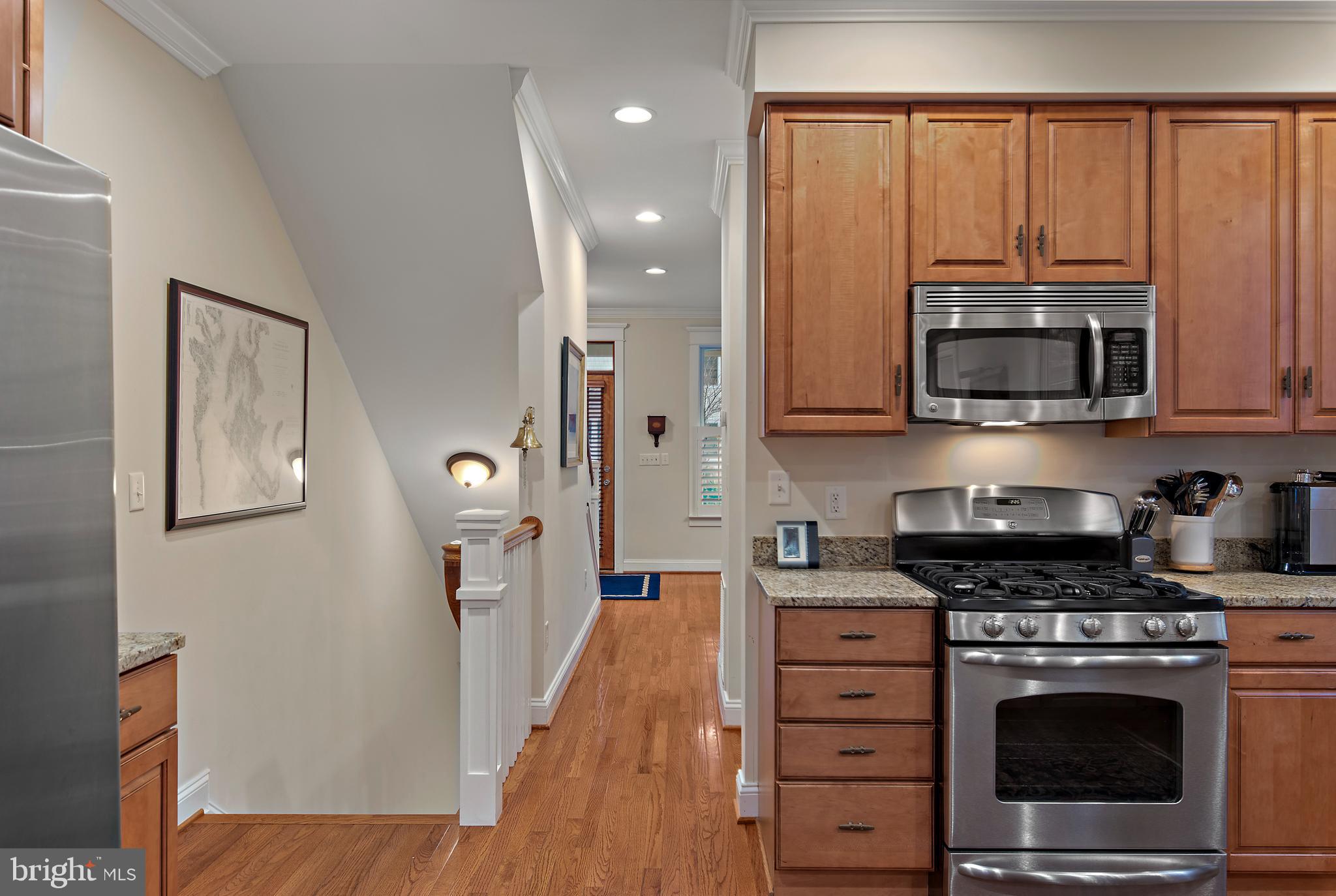 EASTPORT - Residential