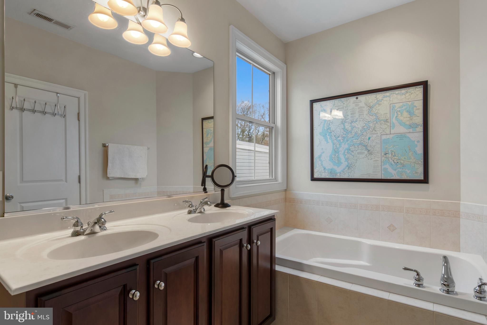 EASTPORT - Residential