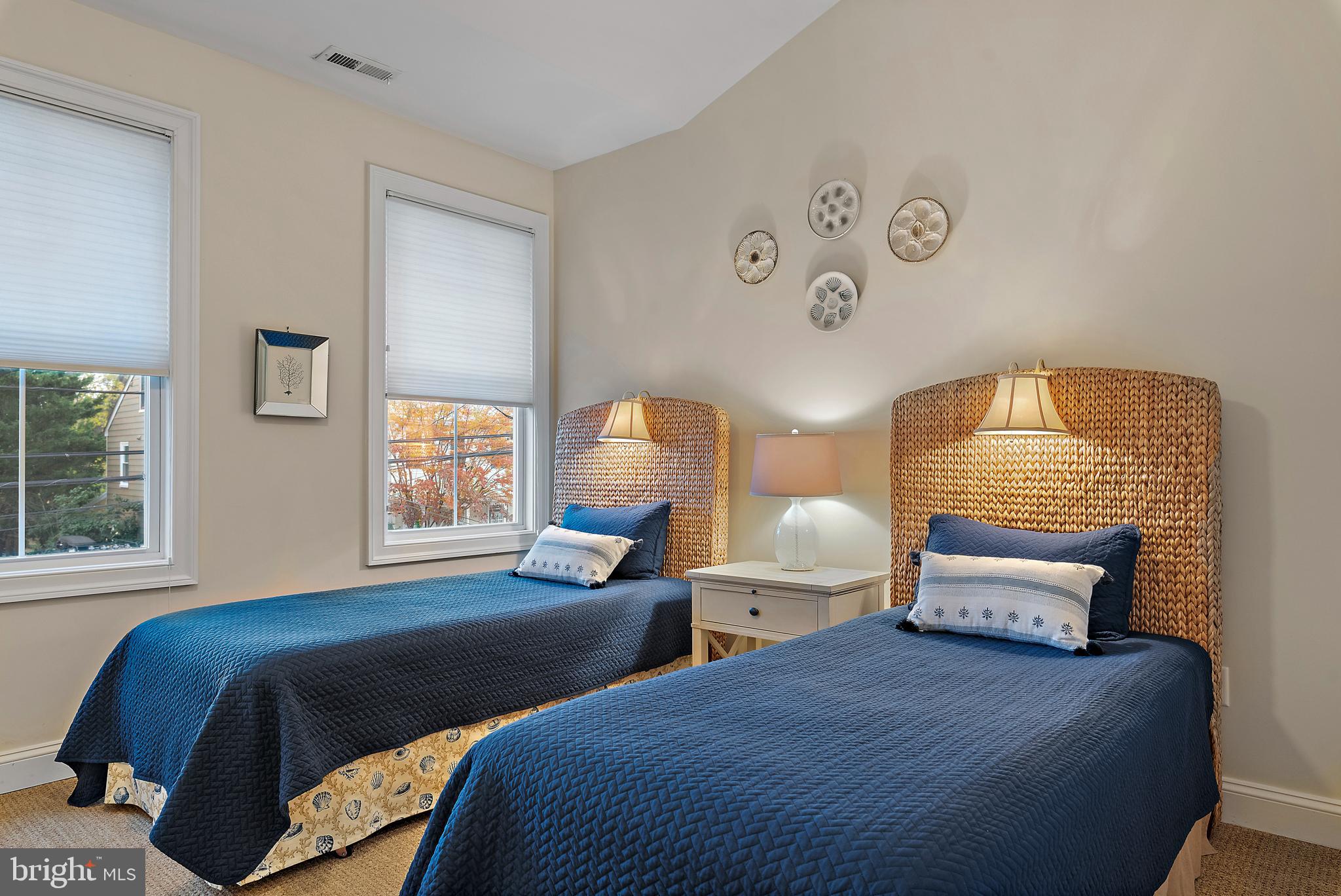 EASTPORT - Residential