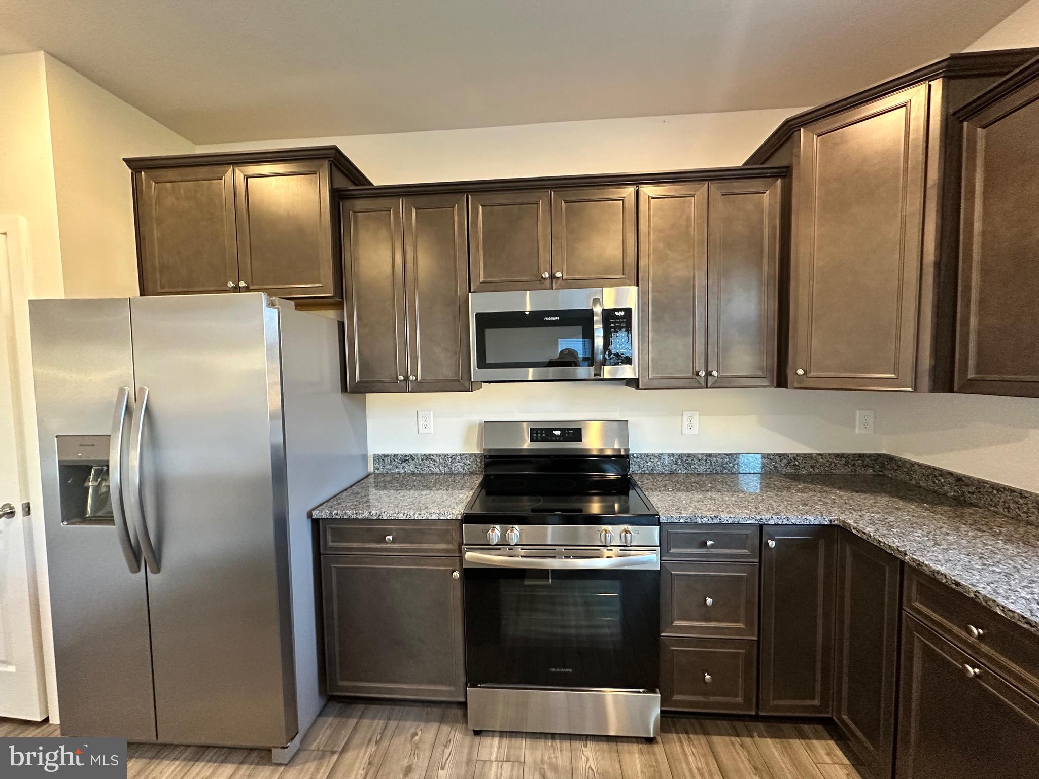 ST CHARLES - Residential