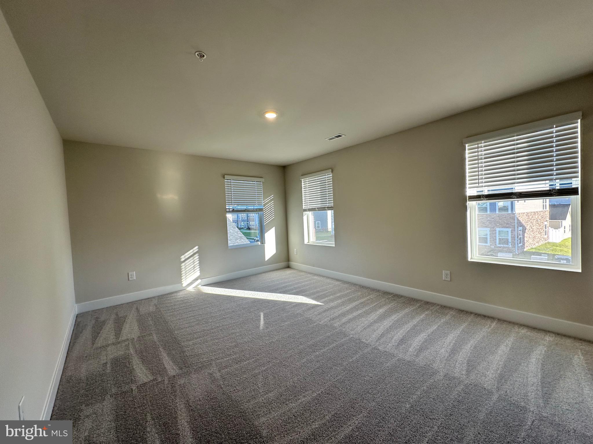 ST CHARLES - Residential