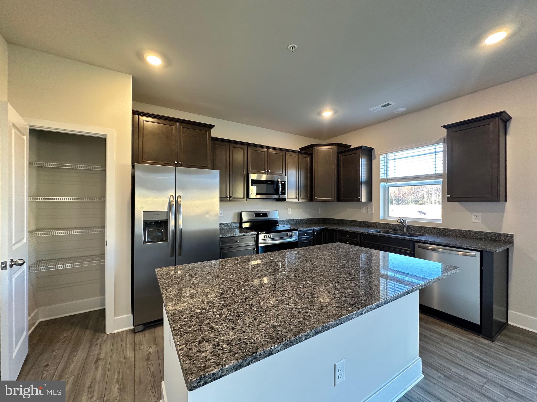 ST CHARLES - Residential