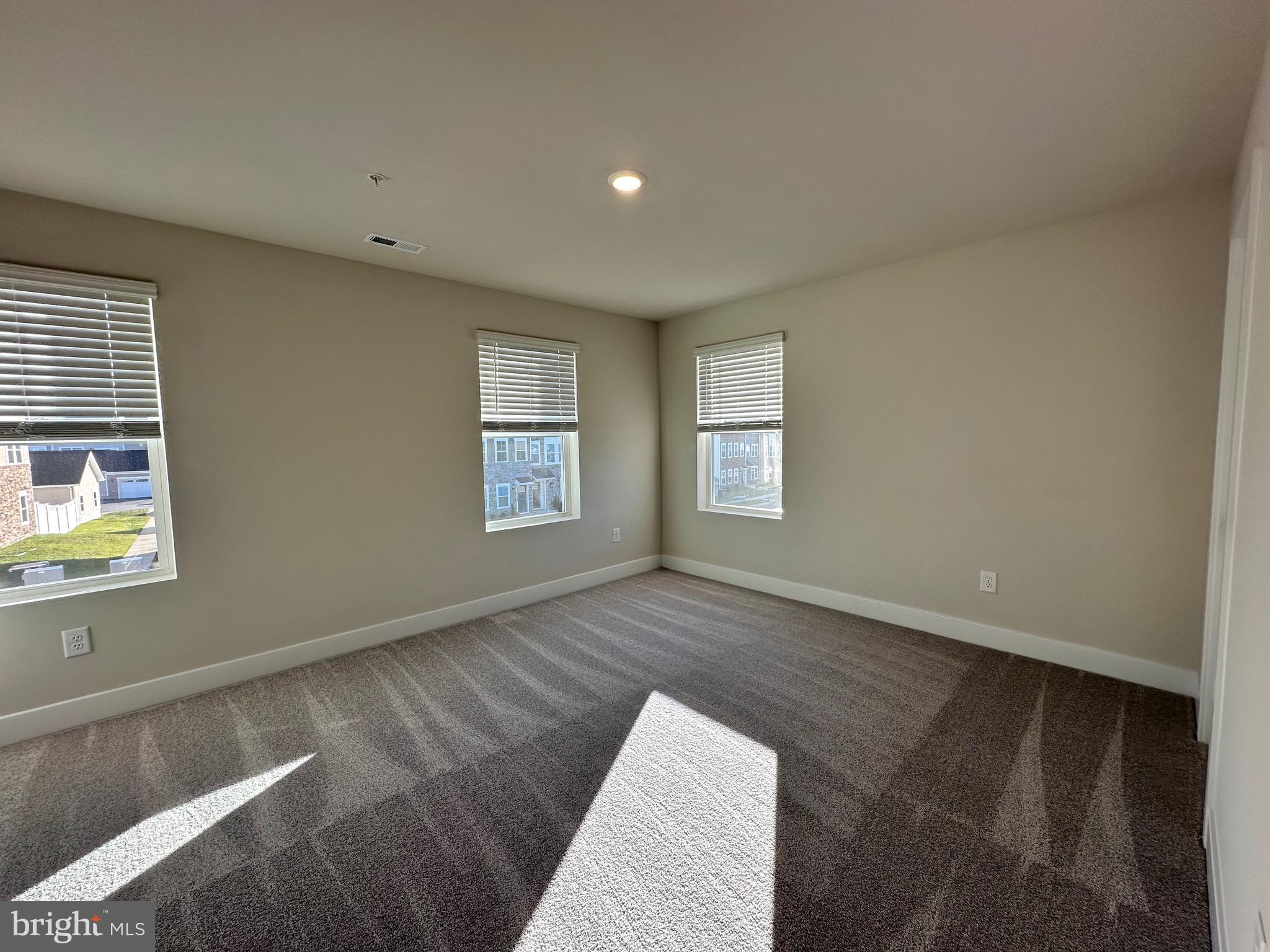 ST CHARLES - Residential