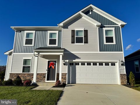 10635 ROUNDSTONE LN WHITE PLAINS MD 20695