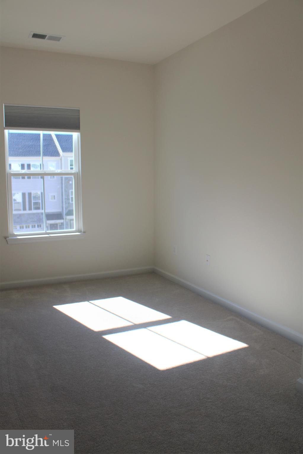 MAGNESS MILL - Residential