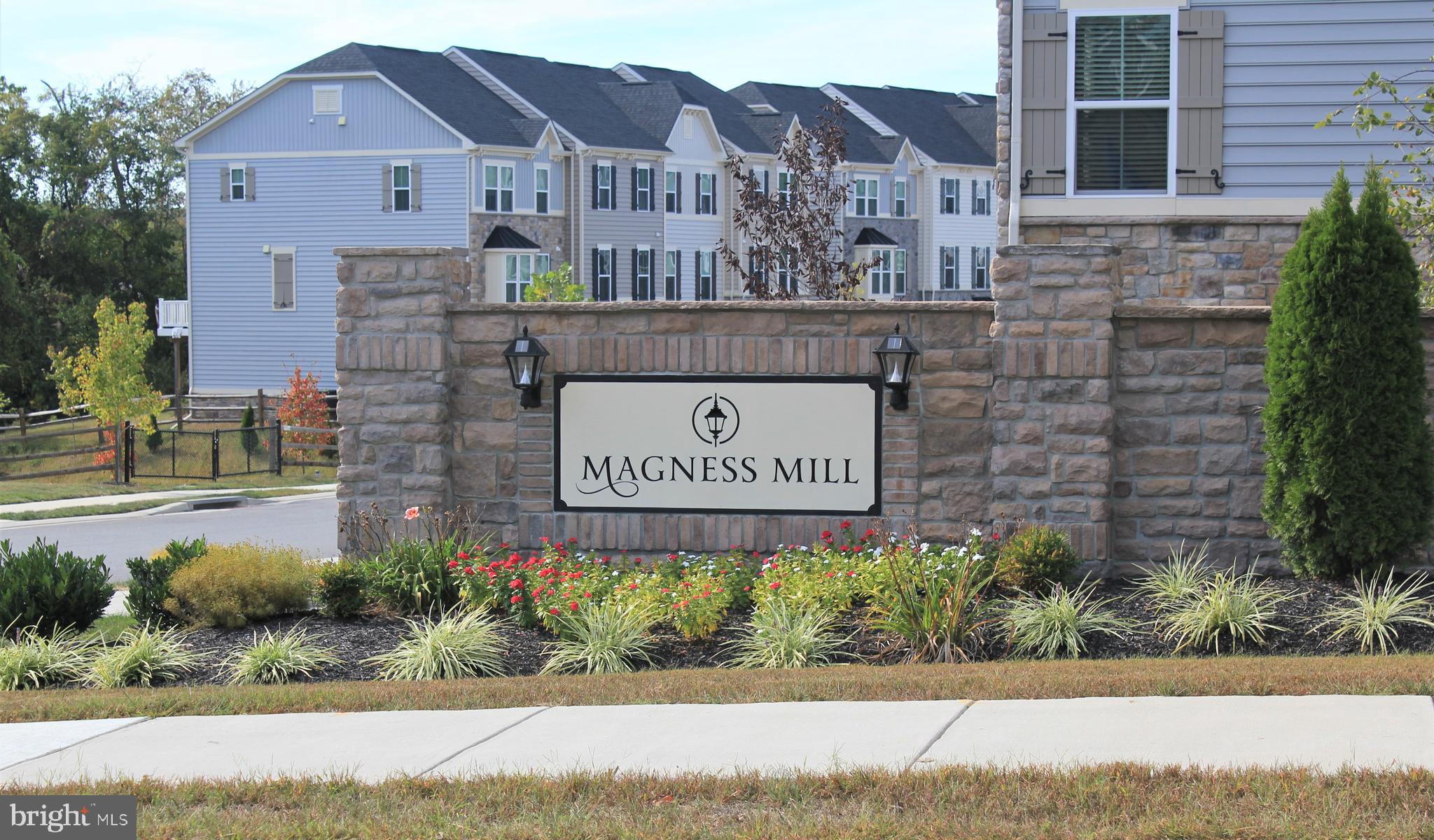MAGNESS MILL - Residential