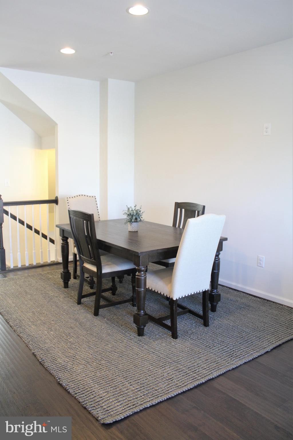 MAGNESS MILL - Residential