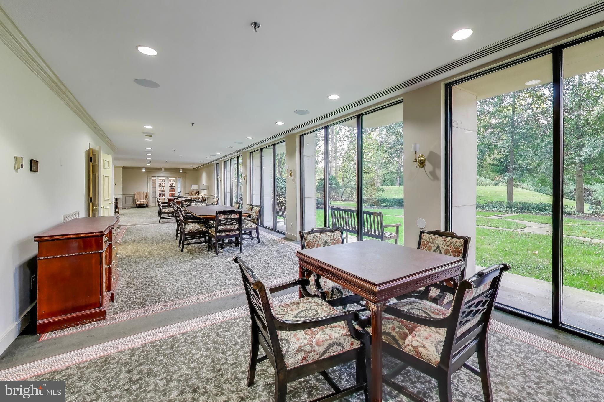 WHITLEY PARK CONDOMINIUM - Residential