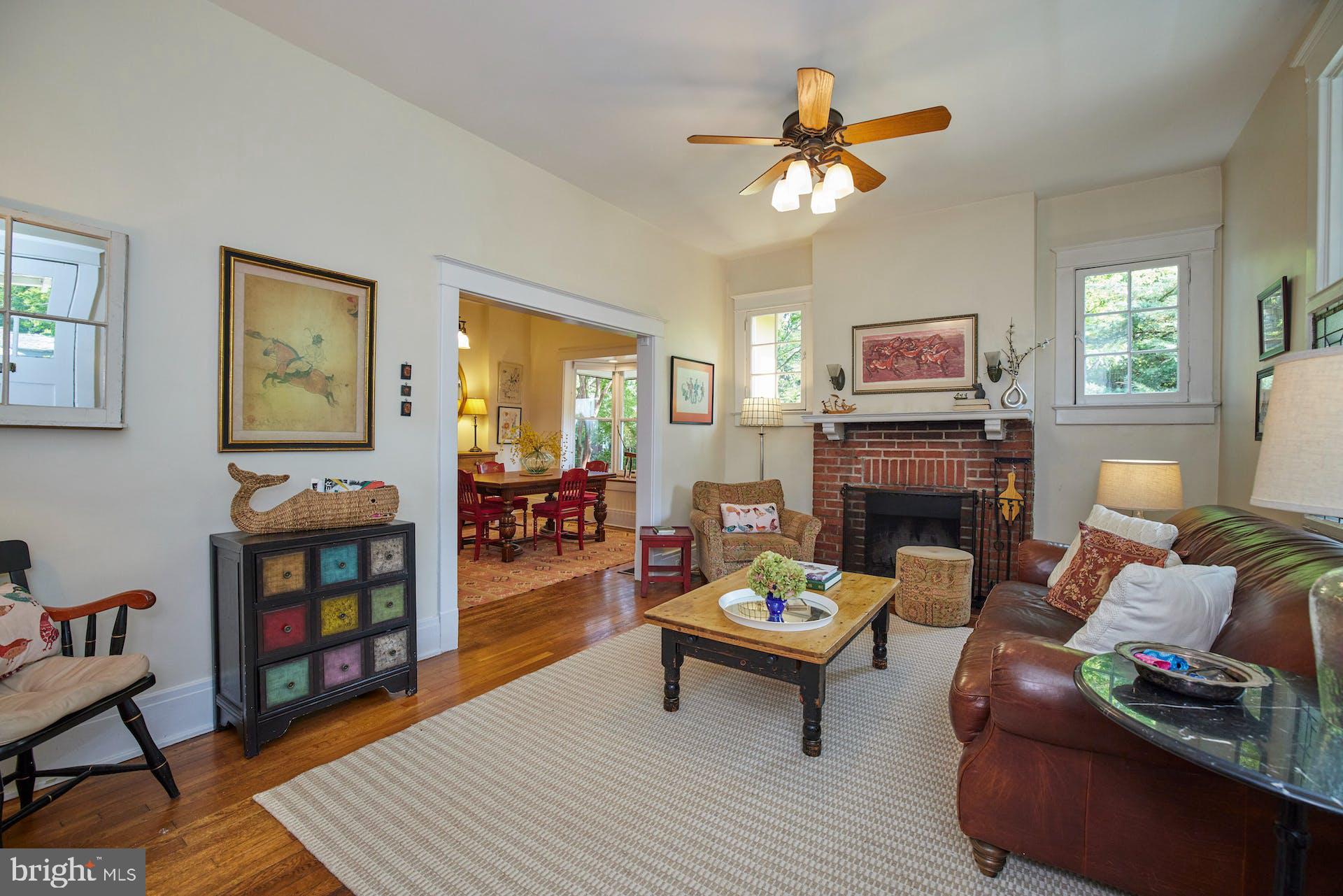 ROSEMONT PARK - Residential