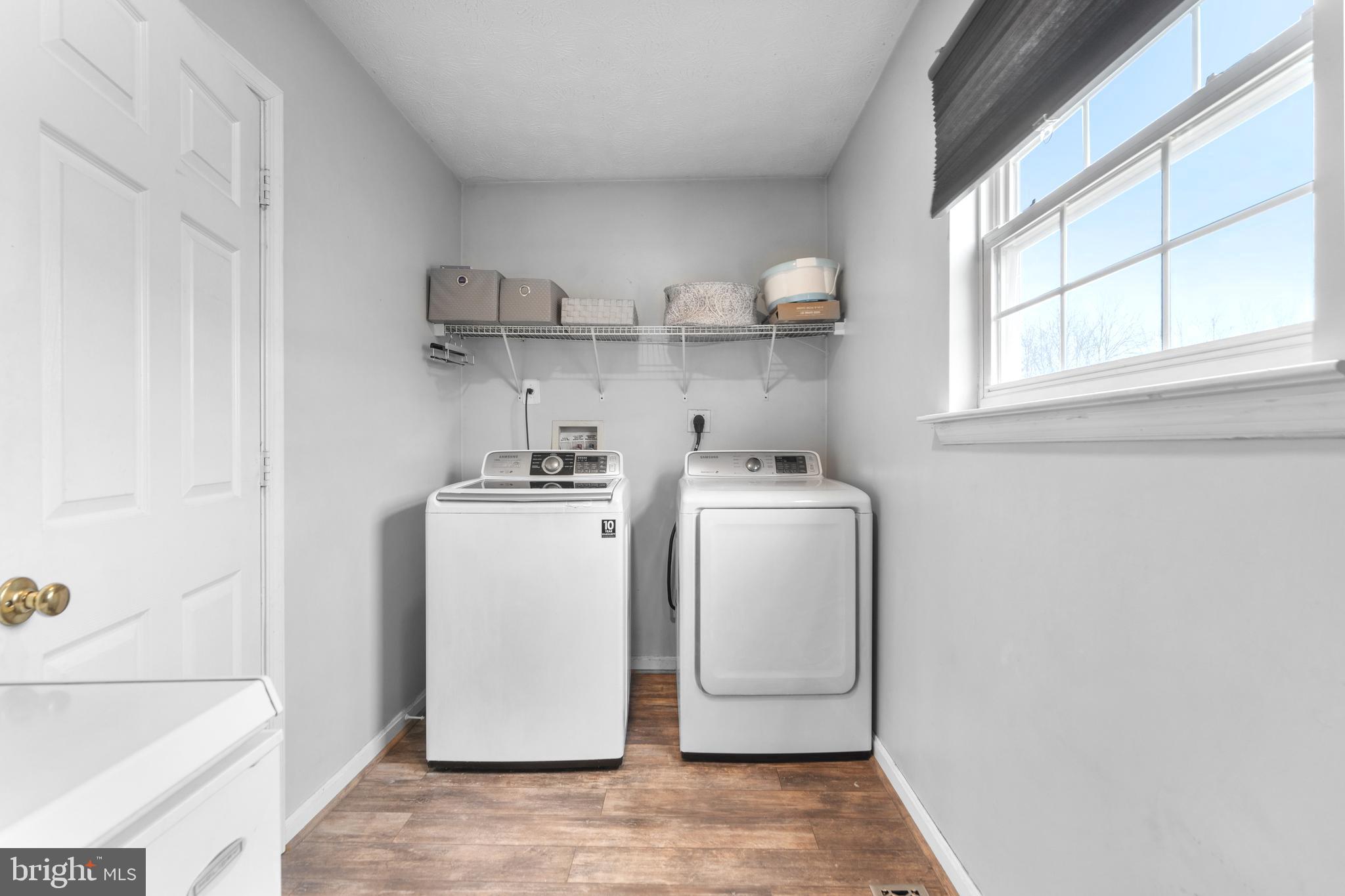 ROLLING MEADOWS - Residential