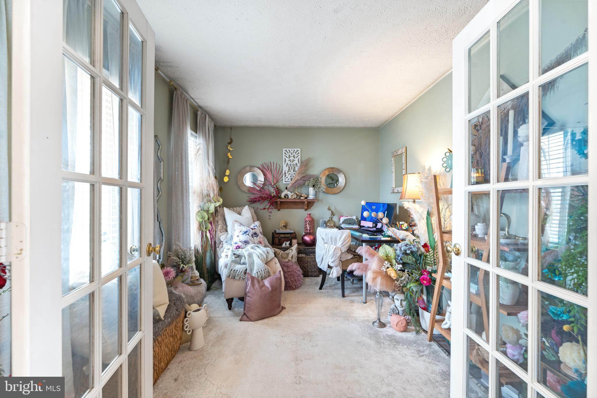 ROLLING MEADOWS - Residential