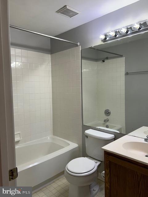 RIVER OAKS - Residential Lease