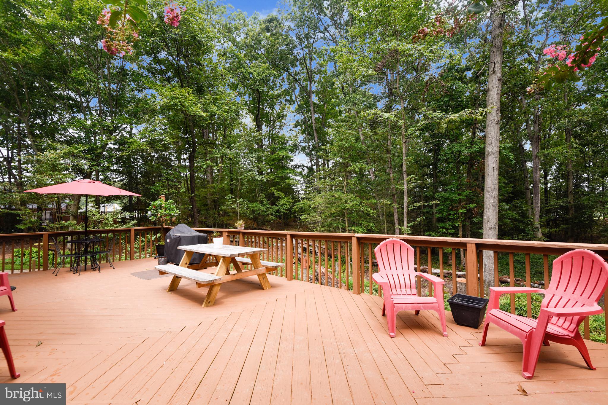 NEW ENGLAND ESTATES - Residential