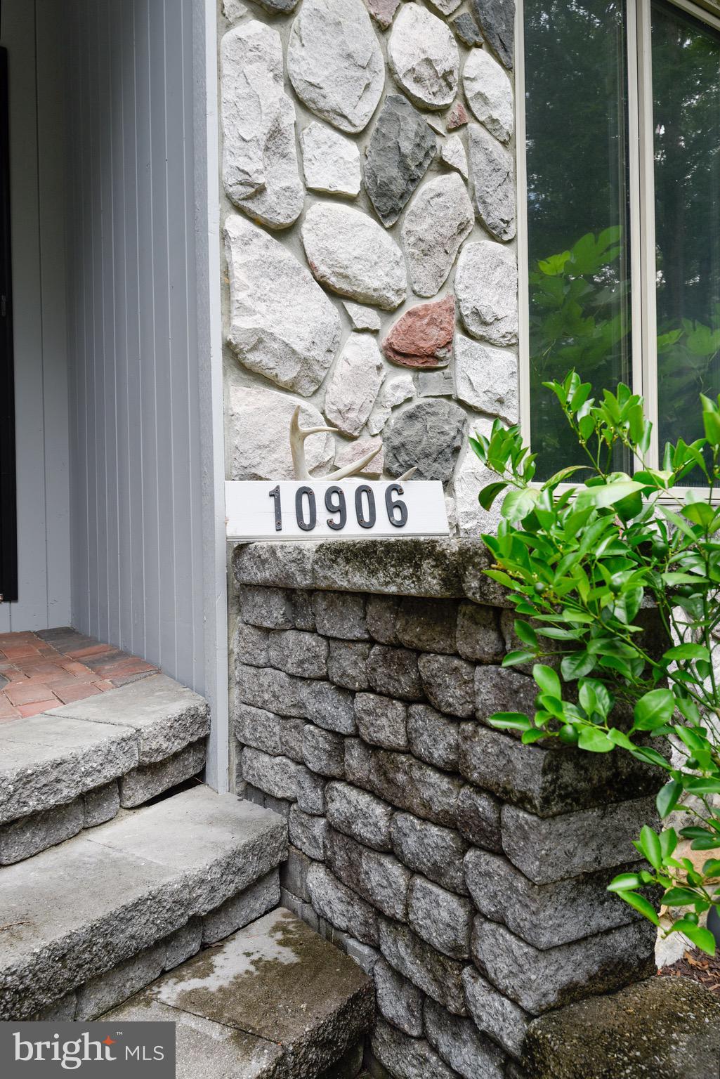 NEW ENGLAND ESTATES - Residential