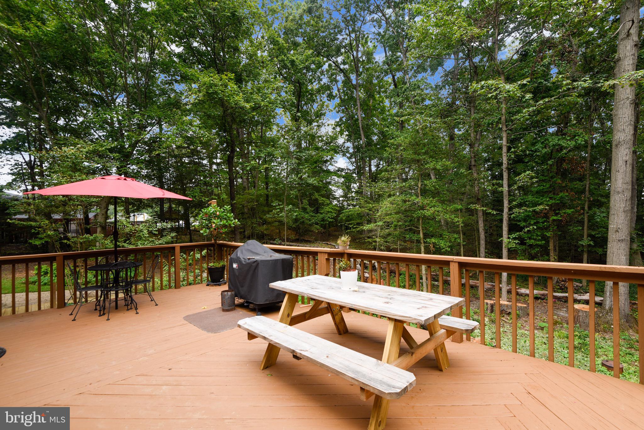 NEW ENGLAND ESTATES - Residential