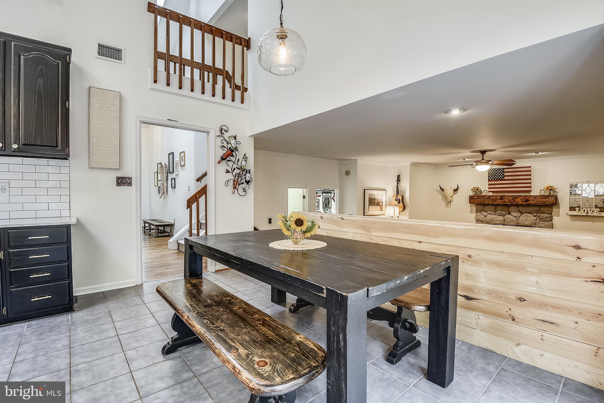 NEW ENGLAND ESTATES - Residential