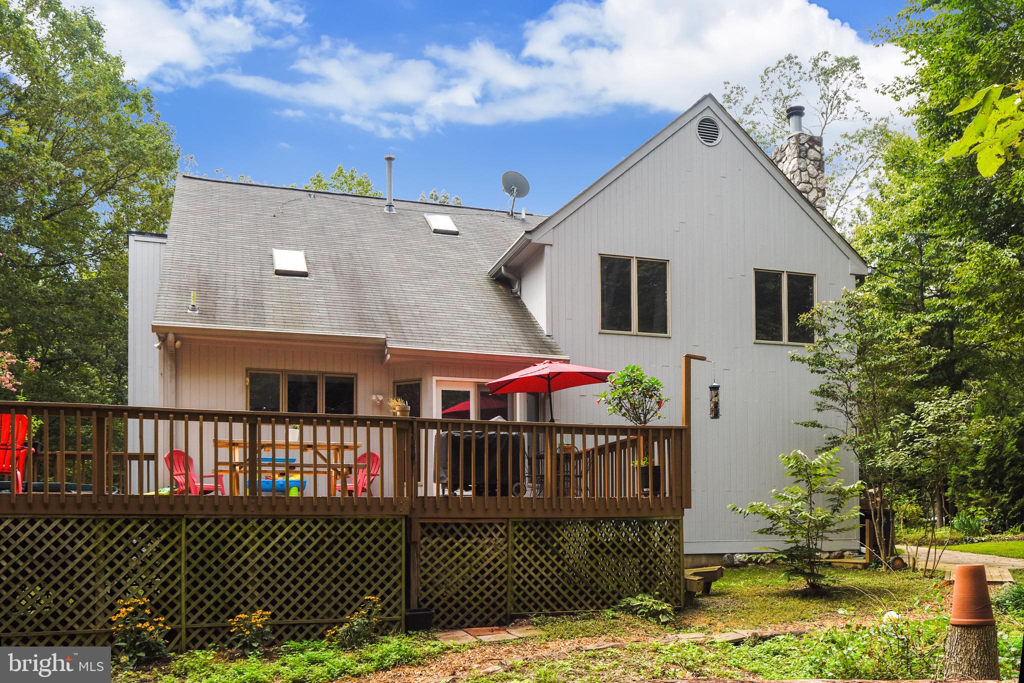 NEW ENGLAND ESTATES - Residential