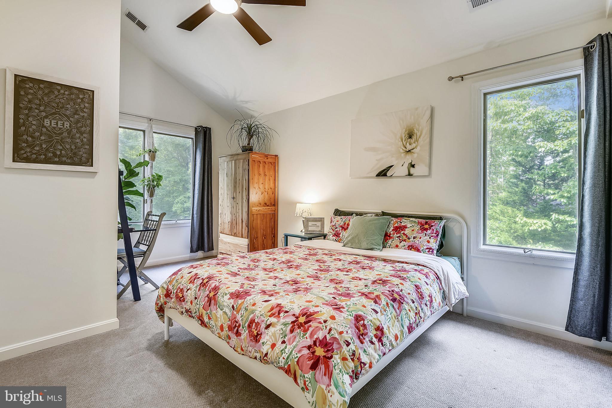 NEW ENGLAND ESTATES - Residential