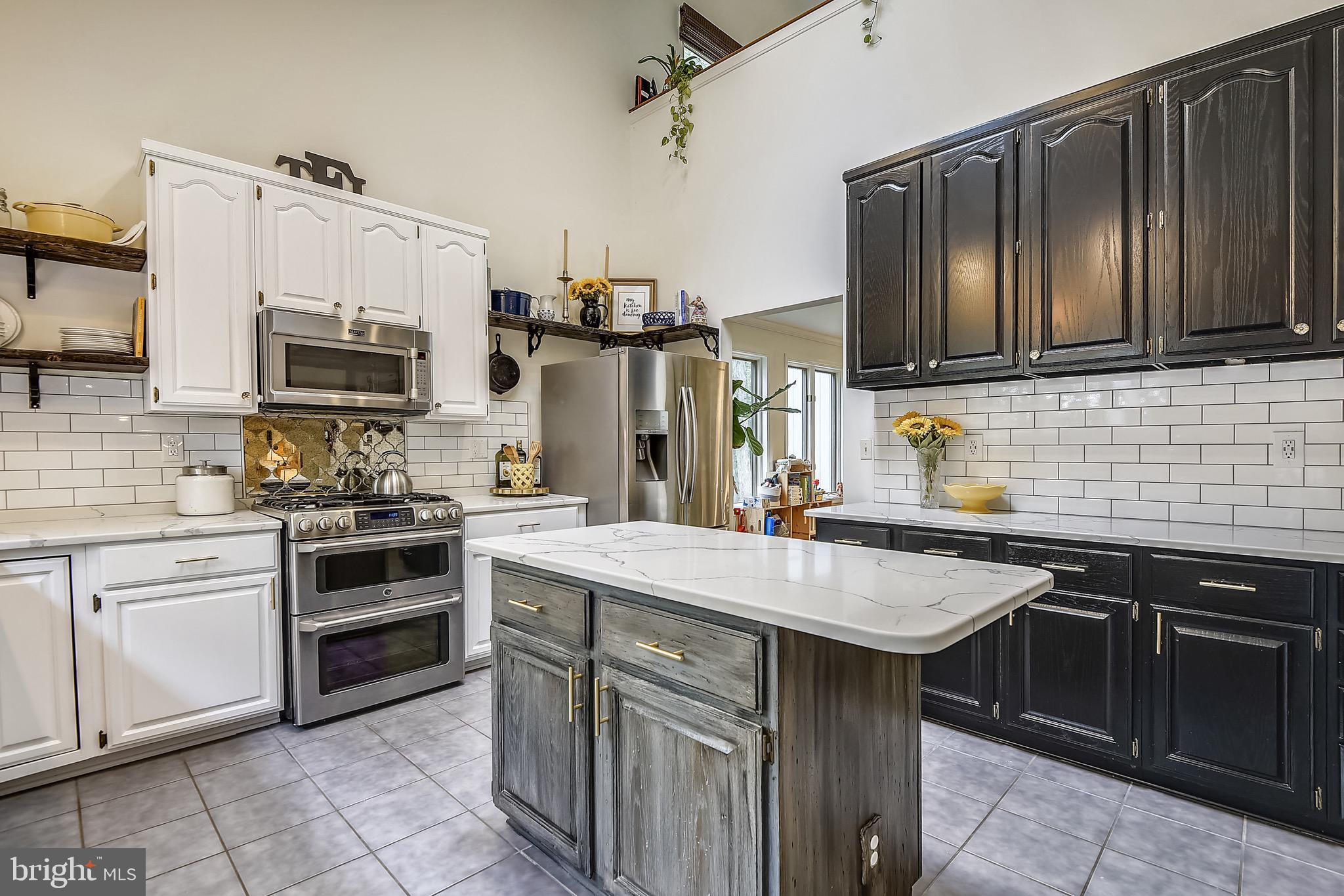 NEW ENGLAND ESTATES - Residential